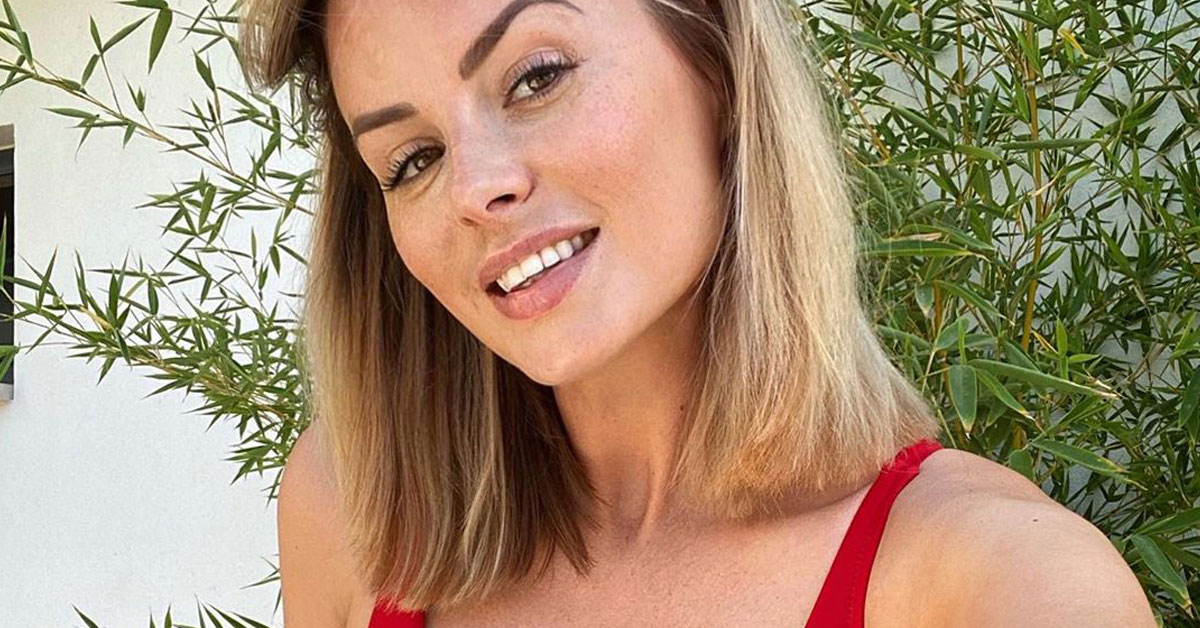 Rhian Sugden Looks Truly Sensational In Sexy New Holiday Selfies Man On 9829